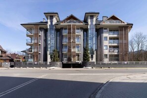 Exterior - Stara Polana | Modern Apartment | Pool (Zakopane)