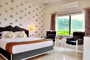 5 bedrooms, free WiFi - Amar Villa Homestay (Udaipur)
