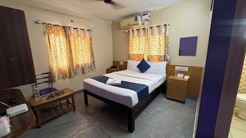 Deluxe Room, Garden View | Egyptian cotton sheets, premium bedding, memory-foam beds