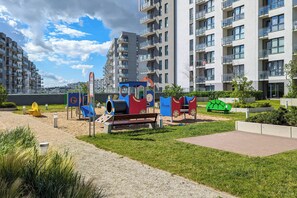 Área de juegos infantiles al aire libre