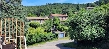 Exterior. 80m2 Dans LES Cevennes! Calme Assure Dans UN Superbe Hameau