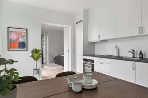 Dining - Cosy 4-Person Apartment in The Heart of Aarhus (Aarhus)