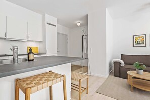 Televisión, oficina