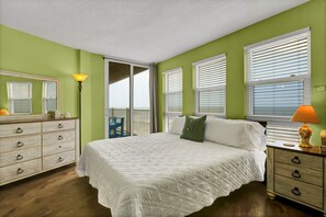 3 bedrooms, iron/ironing board, free WiFi - Point unit with Spectacular Views (North Topsail Beach)