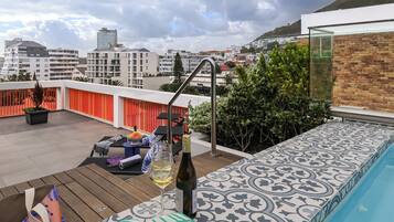 Two Bedroom Apartment (1 bathroom) | Exterior