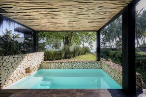 Superior-Villa, Gartenblick | Select-Comfort-Betten, Minibar, Zimmersafe, individuell dekoriert