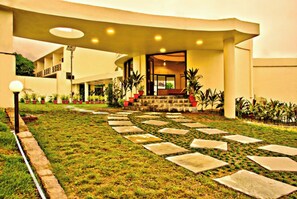 Exterior - Goroomgo Palm Bhimtal (Nainital)