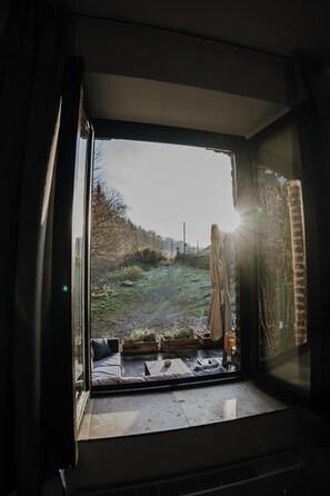 1 bedroom, desk, laptop workspace, free WiFi - Maison Ubuntu (Beauraing)