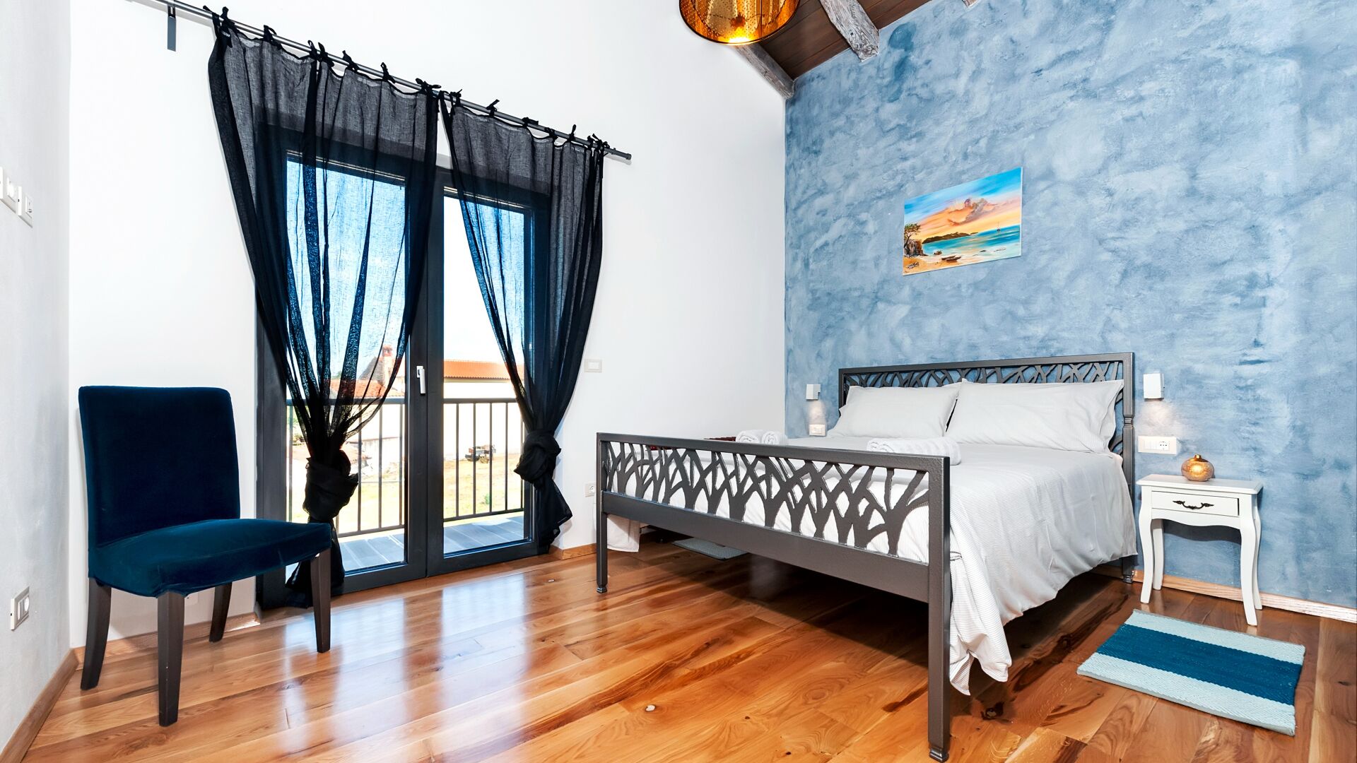 3 chambres, fer et planche à repasser, Wi-Fi gratuit, draps fournis