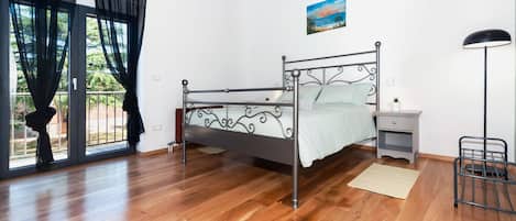 3 chambres, fer et planche Ă repasser, Wi-Fi gratuit, draps fournis