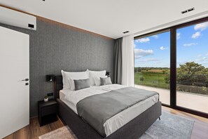 4 Schlafzimmer, Bügeleisen/Bügelbrett, kostenloses WLAN, Bettwäsche