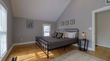 2 chambres, fer et planche Ă repasser, Wi-Fi, draps fournis