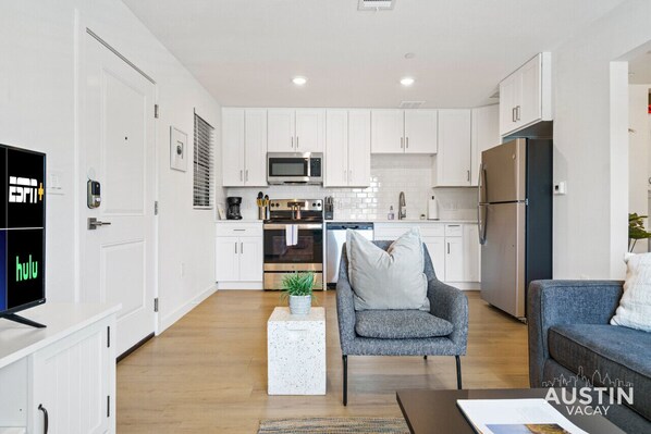 Fridge, microwave, oven, stovetop