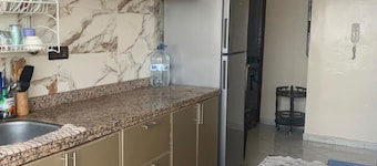 Adorable Piso 6 min Aeropuerto MohamedV Casablanca WIFI Alta Velocidad PK Gratis