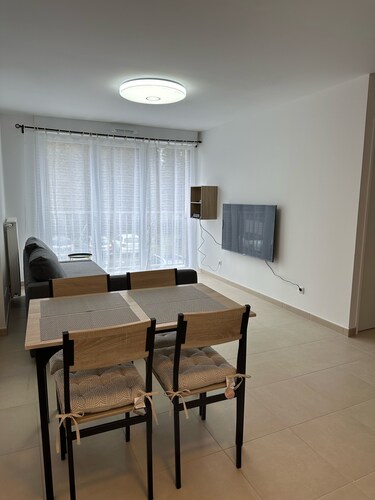 Appartement - Tournan en Brie a 3 min du RER E