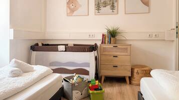 3 bedrooms, iron/ironing board, travel cot, free WiFi