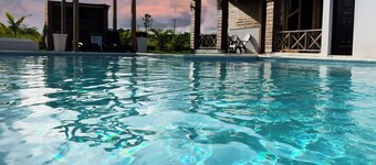 Elegant - Luxury and Private Villa