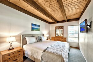 2 bedrooms, iron/ironing board, free WiFi, bed sheets - Lakeland Village #473 - Alpine Lake Oasis (South Lake Tahoe)