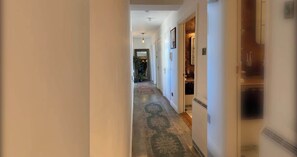 Interior - 2 Bed City Centre Penthouse with Cathedral Views (Dublin)