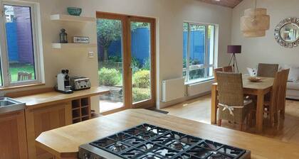 Bright, Open, Airy Living in Dublin 14