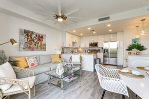 Interior - Chic Sarasota Condo w/ Balcony: 2 Mi to Beaches! (Sarasota)