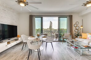 Interior - Chic Sarasota Condo w/ Balcony: 2 Mi to Beaches! (Sarasota)