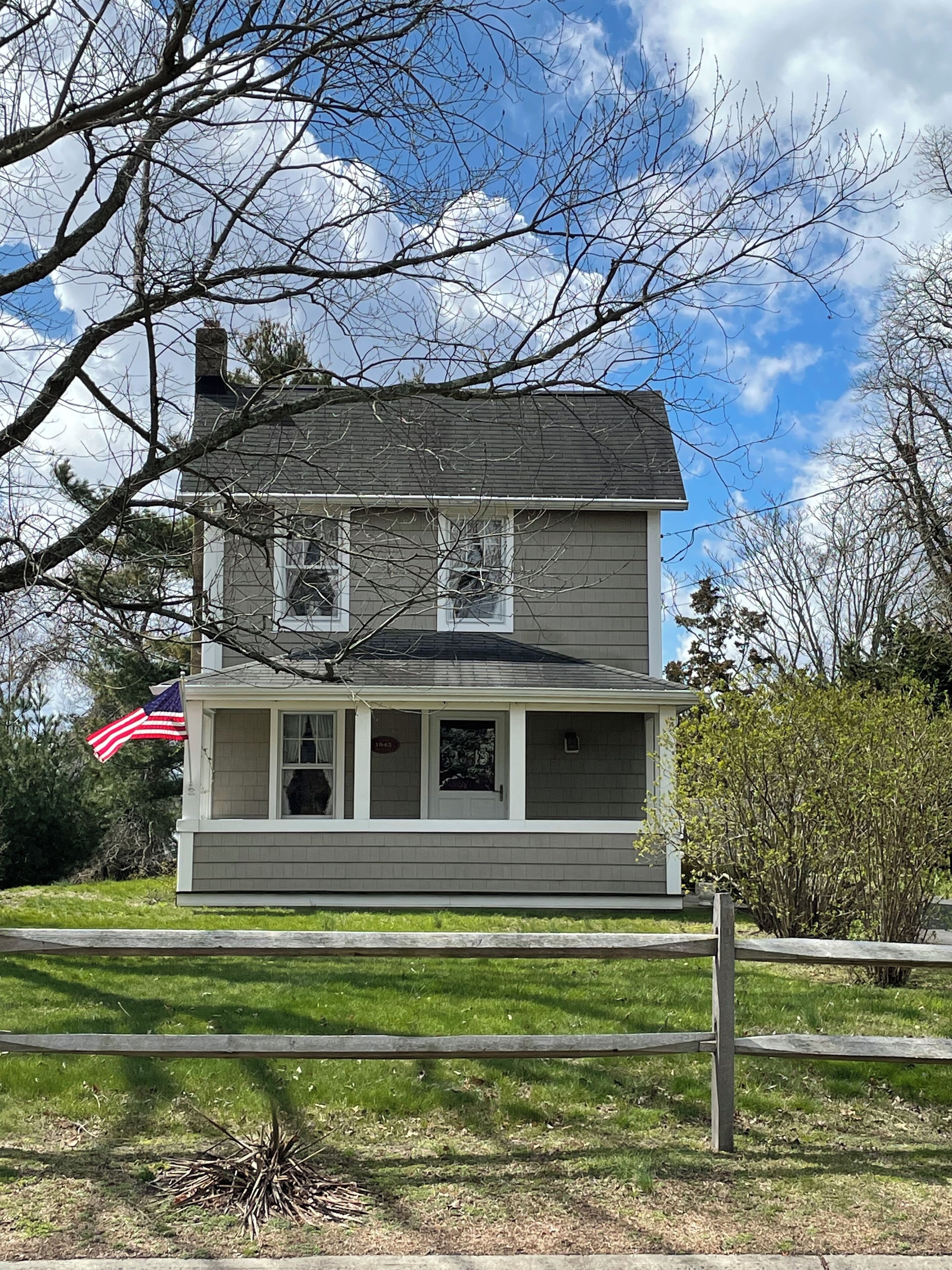 Historic Farmhouse in West Bay Head