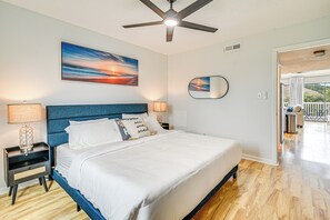 Apartment (2 Bedrooms) | Interior - 2 Mi to Surfside Beach: Coastal Escape w/ Balcony! (Surfside Beach)