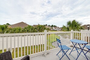 Apartment (2 Bedrooms) | Interior - 2 Mi to Surfside Beach: Coastal Escape w/ Balcony! (Surfside Beach)