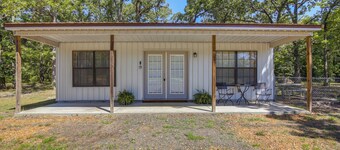5 Mi to Sardis Lake: Pet-friendly Cabin Rental