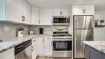 Casa (2 Bedrooms) | Interior