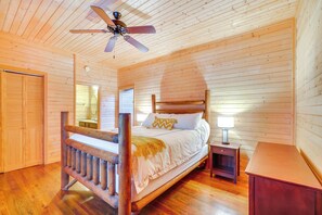Cottage (2 Bedrooms) | Interior - Crawford Cottage w/ Fireplace & Mountain Views! (Crawford)