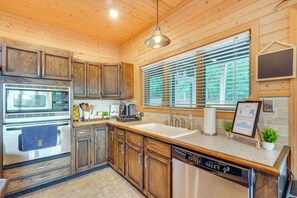 Cottage (2 Bedrooms) | Interior