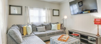 Cozy Mullins Retreat w/ Backyard & Covered Porch!