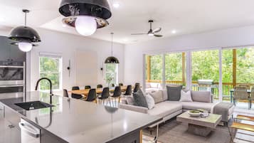 Nhà (4 Bedrooms) | Nội thất