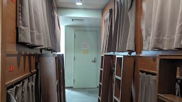 Basic Shared Dormitory, Mixed Dorm | Bathroom | Towels