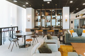 Business centre - Bikube Coliving Hôtel - Montpellier Centre Gare St Roch (Montpellier)