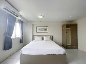 Estudio estándar, vistas a la ciudad | Wifi gratis y ropa de cama