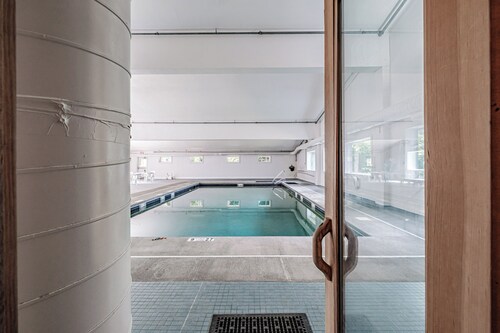 One Bedroom Cascades C-5 sleeps 7