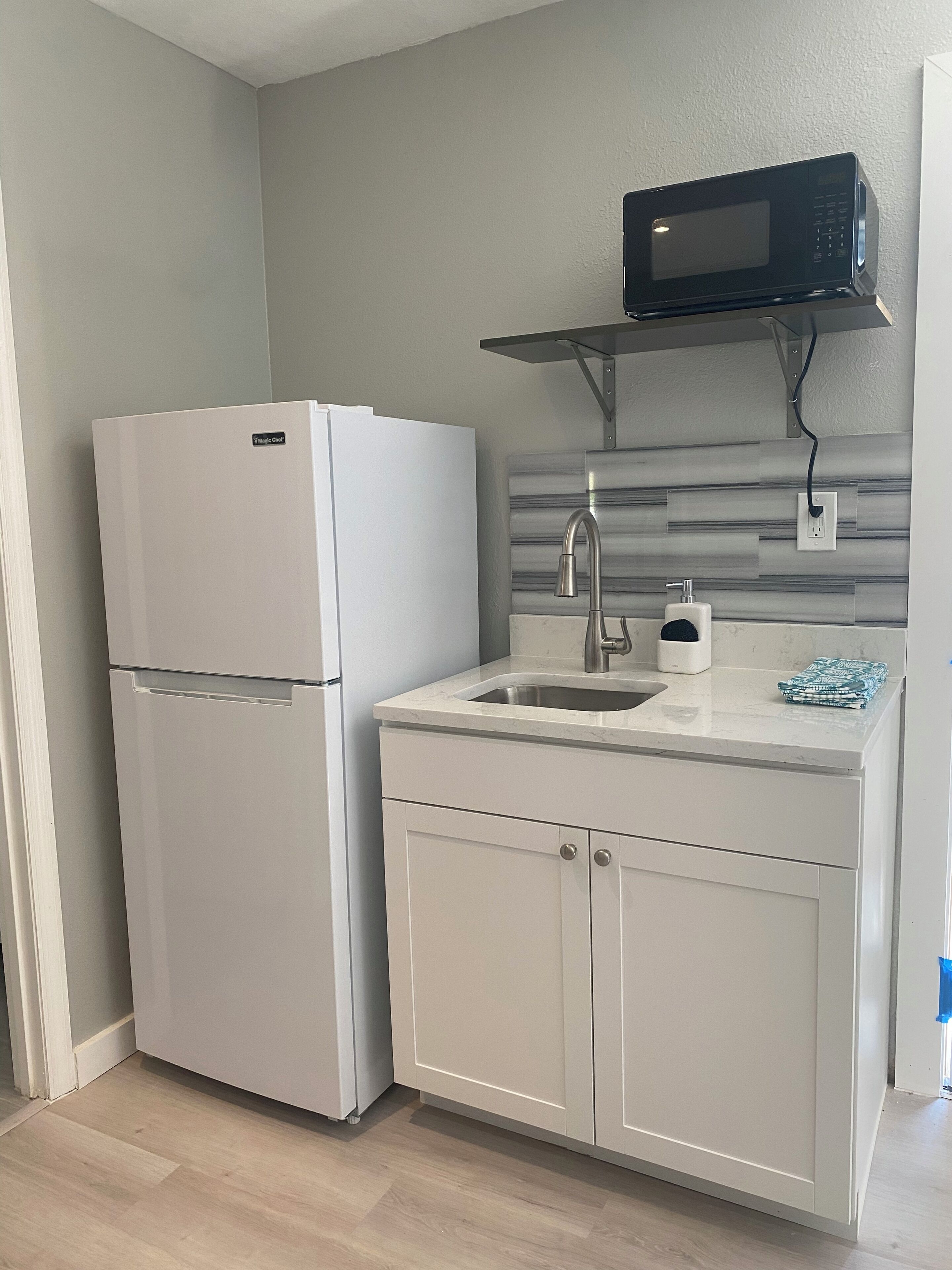 電子レンジ、食器洗い機