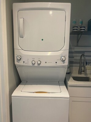 Interior - Cozy Studio Private Entrance 30 Minute From Disney and Universal Studio All new (Clermont)