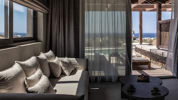 Family Suite | Jetted Tub | Sea View | Θέα από το μπαλκόνι