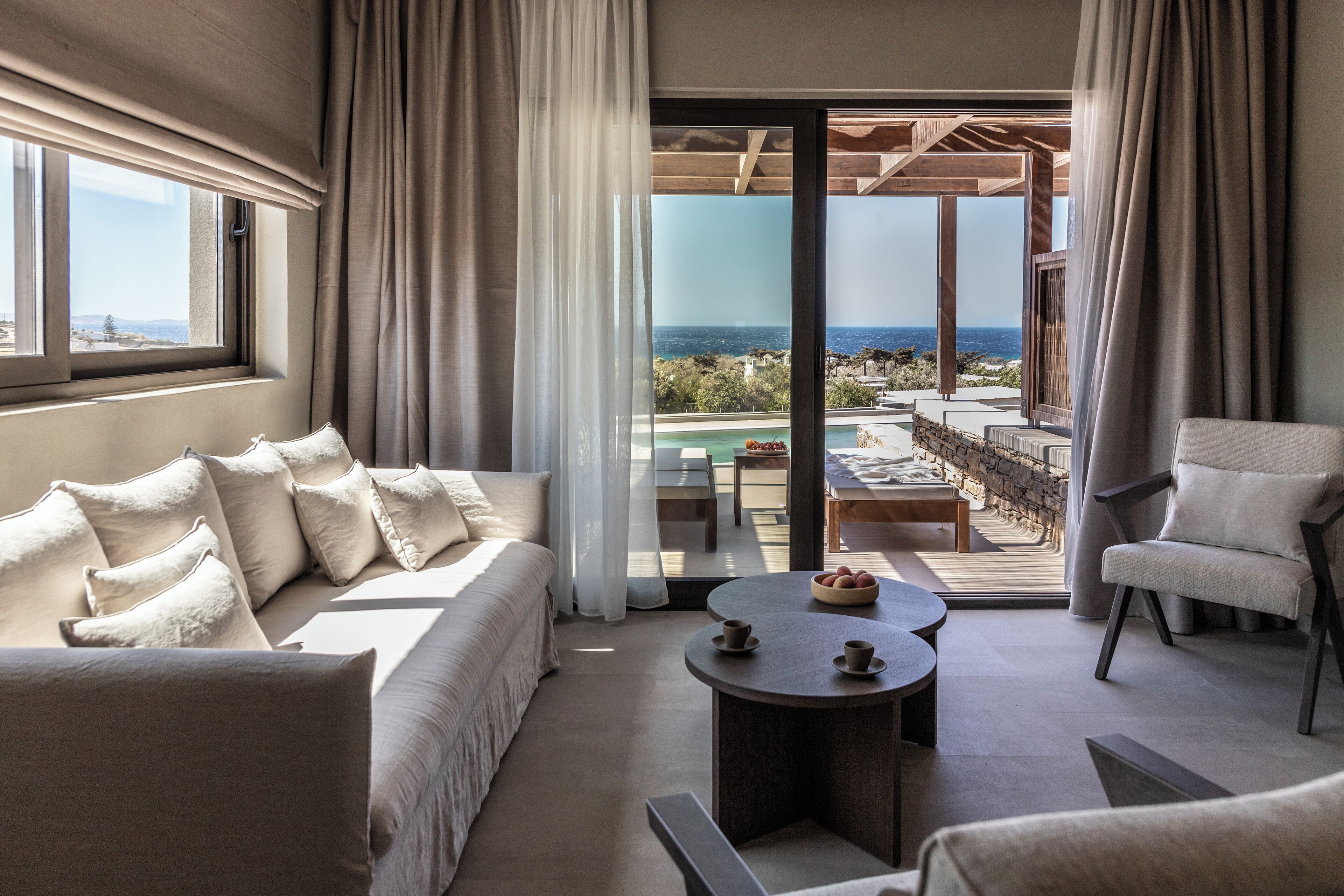 Family Suite | Jetted Tub | Sea View | In-room safe, individually decorated, individually furnished