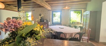 Typical house in Berry with private garden, BBQ and parking