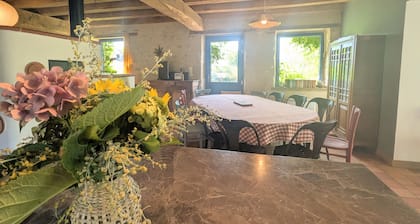 Casa típica en Berry con jardín privado, barbacoa y aparcamiento