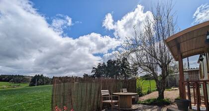 Charming All-Season Caravan with Spa, Jacuzzi, and Private Terrace in Monistrol-sur-Loire