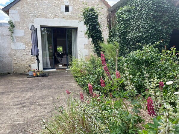 Exterior - Charming Countryside Retreat Near 24H Circuit and Loire Castles, Perfect for Nature Enthusiasts (Mayet)