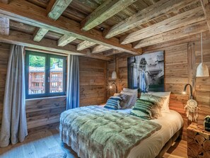 5 quartos, Wi-Fi de cortesia, roupa de cama