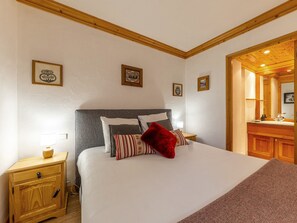 3 chambres, Wi-Fi gratuit, draps fournis
