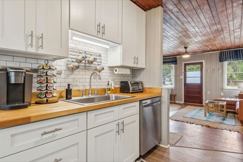 Oak Grove Cottage at Fernandina Beach